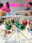 Alcohol Ink „Christmas Special“ Gestalte deine Weihnachtskugeln