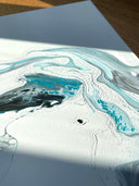 Pouring Kunstwerk Schimnernde Nacht“ 30x30cm Metallicblau, Weiß, schwarz Abstrakt Malerei Acryl Fluidart